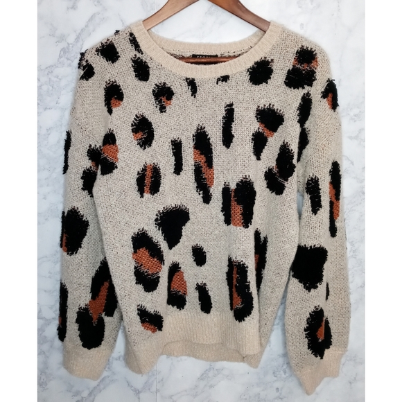 Storia Sweaters - Storia Oversized Leopard Animal Print Sweater